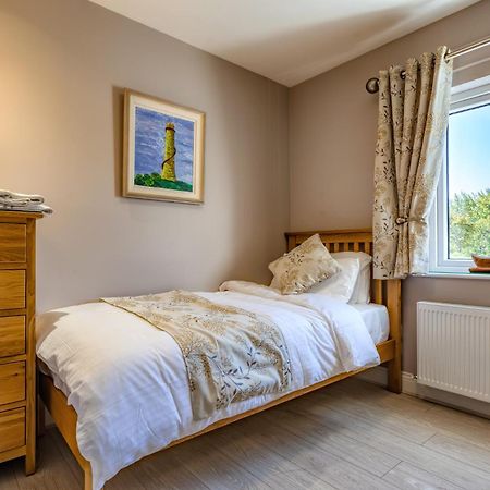Tintawn House Otel Sandyford Dış mekan fotoğraf