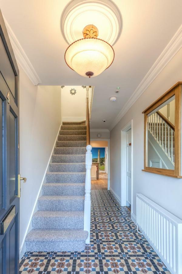 Tintawn House Otel Sandyford Dış mekan fotoğraf