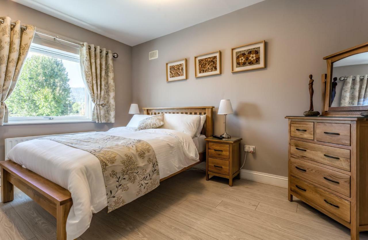 Tintawn House Otel Sandyford Dış mekan fotoğraf