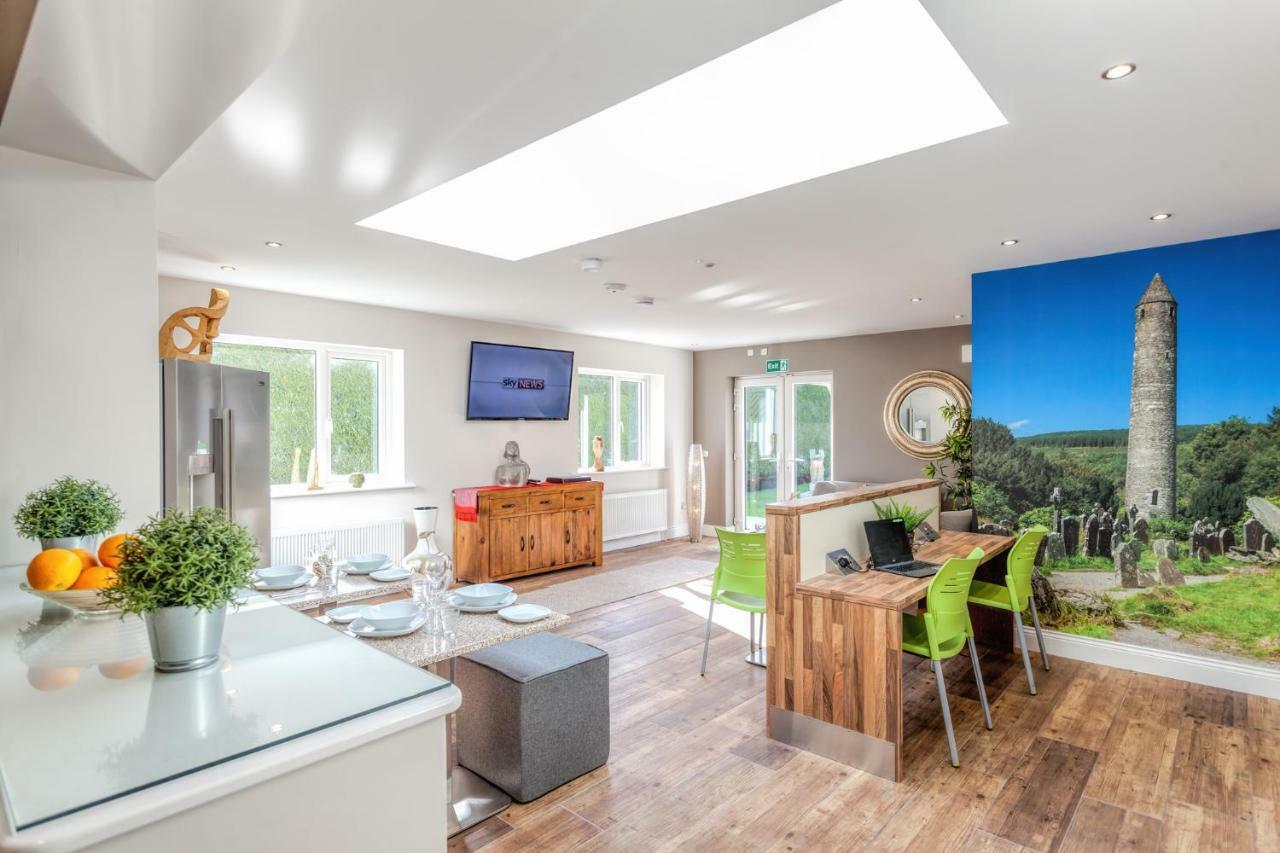 Tintawn House Otel Sandyford Dış mekan fotoğraf