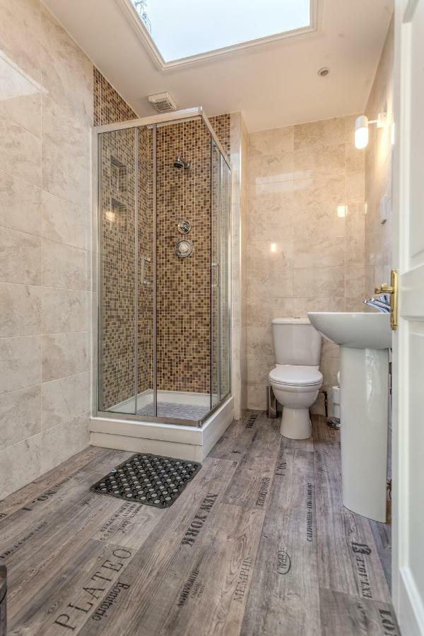 Tintawn House Otel Sandyford Dış mekan fotoğraf