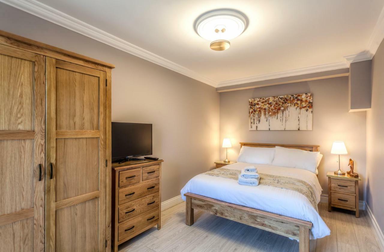 Tintawn House Otel Sandyford Dış mekan fotoğraf