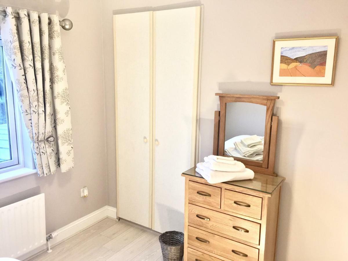 Tintawn House Otel Sandyford Dış mekan fotoğraf